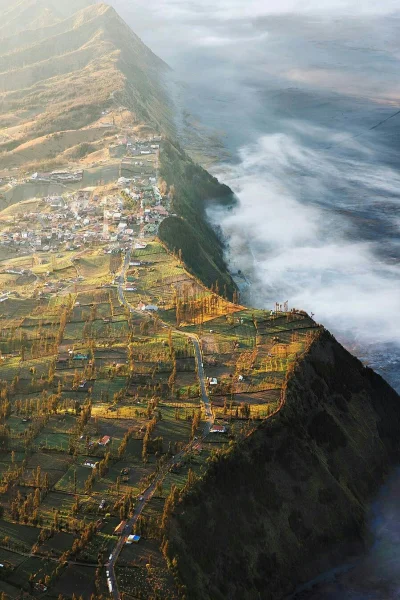 WaniliowaBabeczka - Cemoro Lawang, Indonezja.
#earthporn