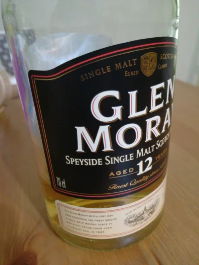 t.....u - Życie nabiera kolorów bo 40tce whisky, ja dziś 12 letni Glen Moray.

Wasze ...