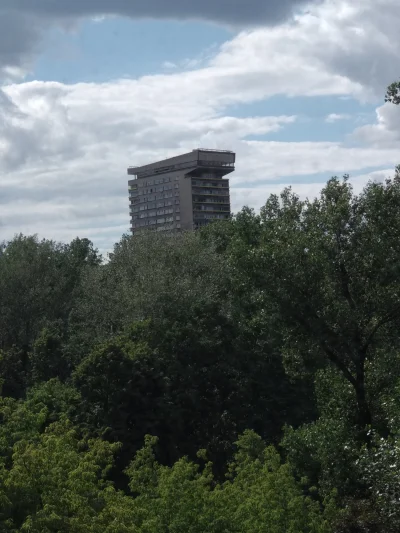 Szalaputka - Powie mi ktoś co to za budynek i w których latach został wybudowany? Wyg...