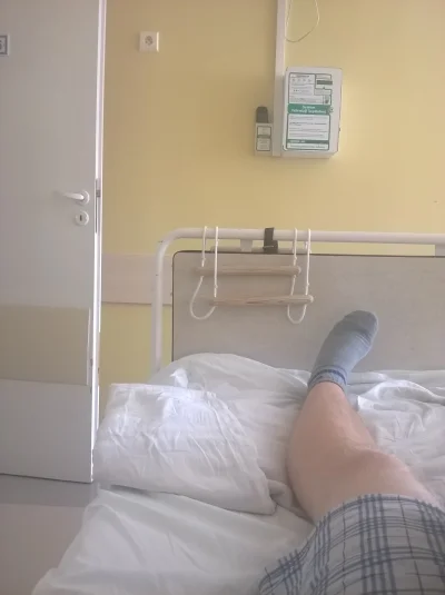 kopek - Dajcie z 1000 plusów żebym szybko wyszedł ze szpitala 
#szpital #zebroplusy ...