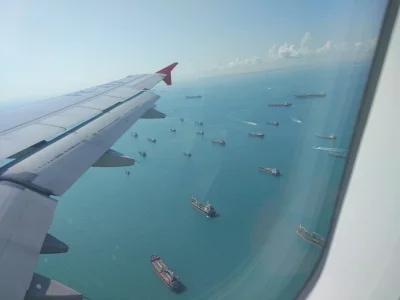 kotbehemoth - Widok na Cieśninę Singapurską podczas podejścia do lądowania na lotnisk...