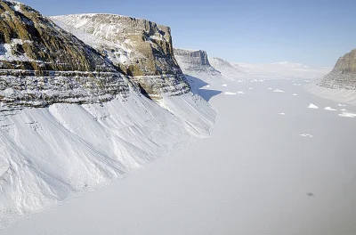 kono123 - Lodowy kanion na Grenlandii 

SPOILER


#earthporn #grenlandia #azylbo...