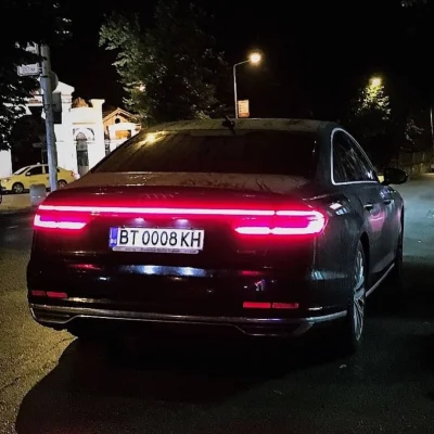 kosowiczJan - #motoryzacja #carboners #technologia

tylne lampy Audi A8 D5