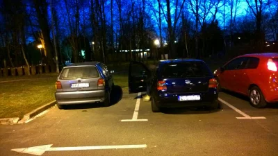 wujogm - Cóż za spotkanie :D Po lewej moje pierwsze auto, po prawej obecne. Pozdrawia...