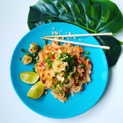 r44y - Dzisiejszy pad thai domowej roboty 
#gotujzwykopem #gotowanie