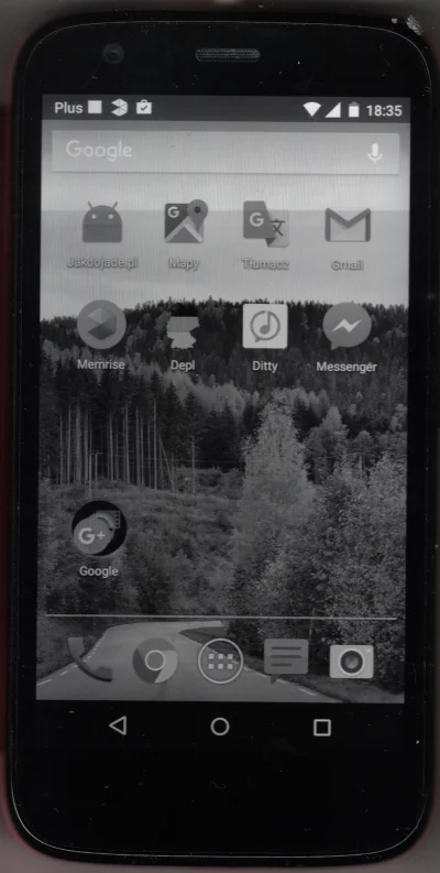 G.....4 - Dlaczego zeskanowany telefon ma czarno-biały ekran? #skanery #drukarki #kic...