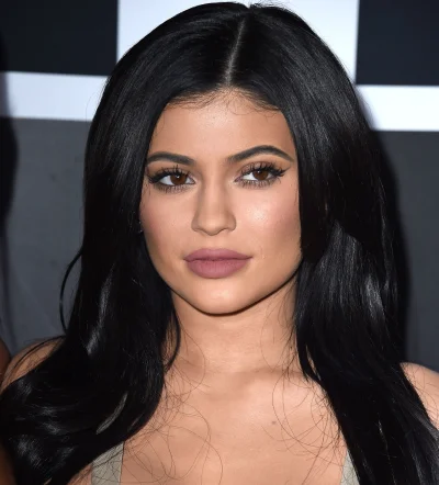 A.....a - @rales: Kylie Jenner