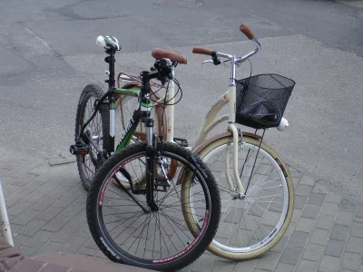 goblin21 - Tak się zabezpiecza rowery :)

Pierwszy rower to Romet Rambler 3.0 w cenie...