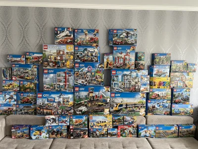 sisohiz - #legosisohiz #lego
Syn chciał pooglądać pudełka po zestawach Lego, wiec
K...