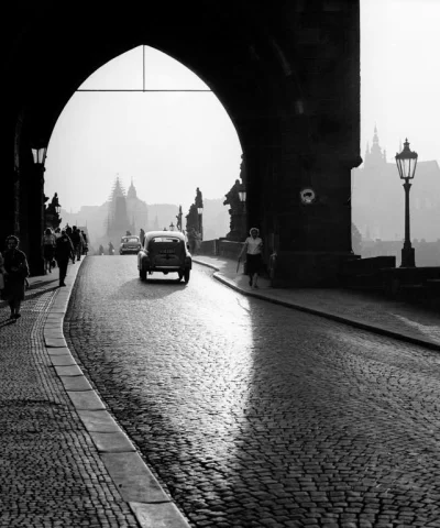 N.....h - Praga
#fotohistoria #1964