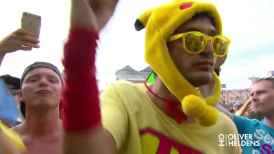 ftswwa - #tomorrowland #oliverheldens #pikachu 
Tak oglądam sobie seta na ostatnim to...