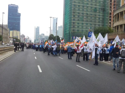 Piter232 - Chałubińskiego zamknięta dla ruchu w stronę dworca centralnego. Przemówien...