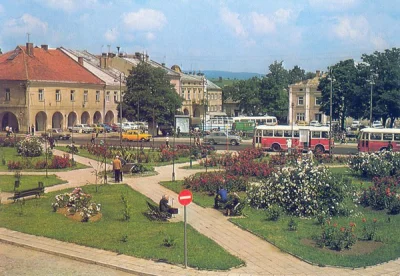 Solitary_Man - Prawda ze ladniejszy rynek niz obecny?

#krosno