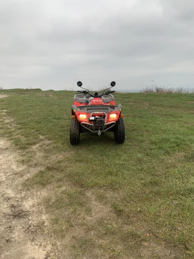 mchmjszk - #atv #quad #offroad 
Nie jest to profesjonalna maszyna ale fajnie się jeźd...