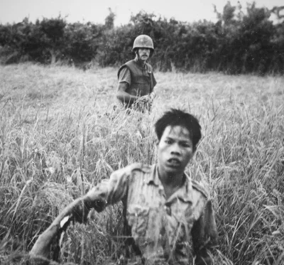yolantarutowicz - Jedno z lepszych zdjęć z Wietnamu IMHO

Przerażające taśmy z dźwi...