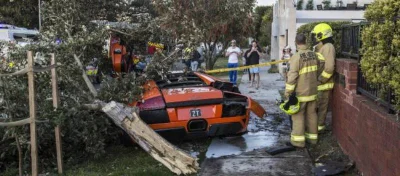 Z.....u - Lamborghini Murcielago rozbite w Australii :/
Klik(artykuł+zdjecia)

SPO...