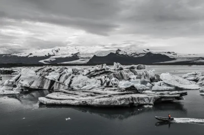 optimus_dime - Polodowcowe jezioro Jökulsárlón i góry lodowe odrywające się od lodowc...