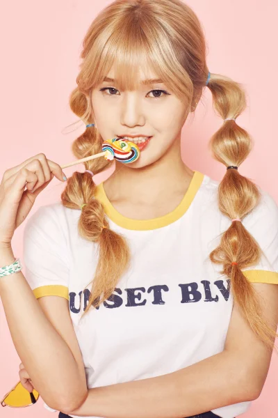 K.....o - #mimi #ohmygirl 
#koreanka