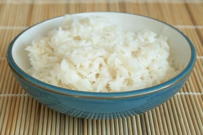 SiemkaKtoPeeL - Dlaczego ryż trzeba płukać zanim się go wrzuci do garnka? nigdy nie p...