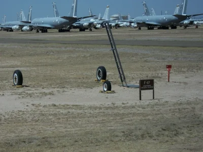 lewymaro - F-117 Nighthawk
#samoloty #aircraftboners #fotografia #heheszki