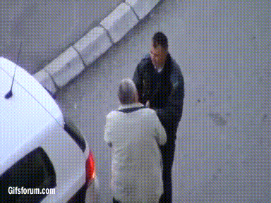 chamik - #heheszki #hwdp #gif

Brawurowa ucieczka przed policją: