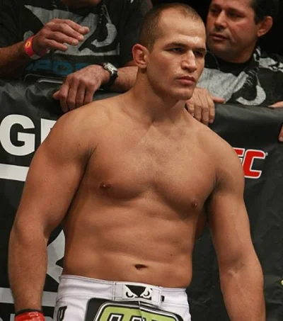 Koller - Włosy by obciął i wygląda jak Junior Dos Santos