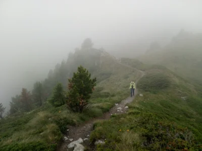 manedhel - Tête des Etablons nad Verbier w Szwajcarii, 2416 m
Mgła w górach ma niesa...