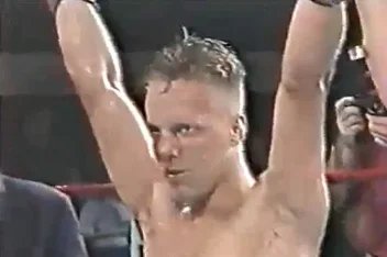 pawel86 - Przecież to Ramon Dekkers https://www.youtube.com/watch?v=yJgf508nU4s#t=66