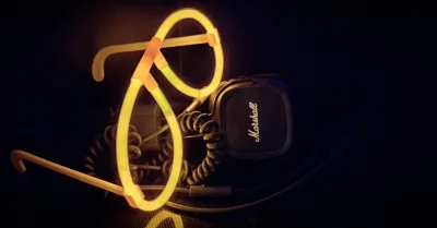 Dzasta-1011 - #marshall #słuchawki #muzyka #zdjęcie #światło #okulary