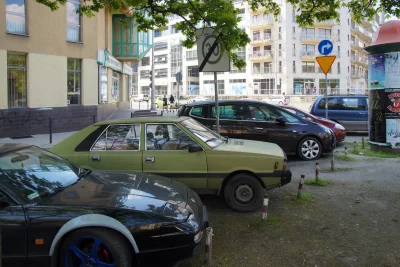 zasadniczo - #samochody #klasykimotoryzacji #carboners #wrocław #polonez
SPOILER