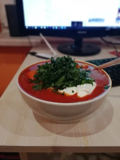 WojciechG - Mieliście kiedyś podaną zupę z górką?
#zupapomidorowa #zupa #gotujzwykope...