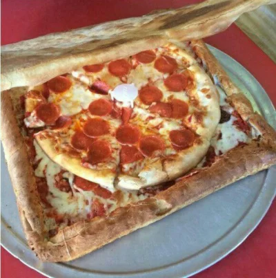 Altru - #heheszki #pizza

Pizza w pudełku z pizzy.