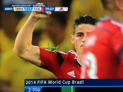 Rakers - James Rodriguez wraz ze swoim owadem celebruje strzelenie karnego.

#mecz #p...