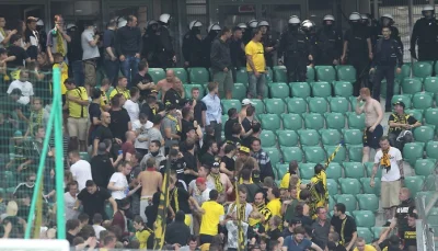 Newsio - Mecz Legia - Borussia jak się skończył wszyscy wiemy. Co się działo na trybu...
