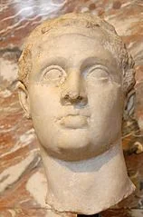 IMPERIUMROMANUM - TEGO DNIA W RZYMIE

Tego dnia, 55 p.n.e. Ptolemeusz XII Neos Dion...