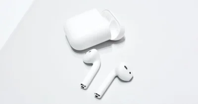 WLADCA_MALP - Z tymi słuchawkami od Apple to apkę usunęli, bo gdyby ludzie znajdowali...