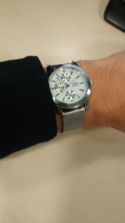 ManWithOutNick - @Ryshardi perlon wymieniony na mesh, zegarek przeżywa już co najmnie...