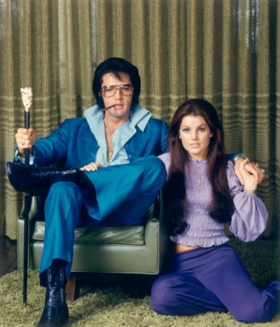 N.....h - Elvis i Priscilla w Graceland.
#fotohistoria #tennessee #1971 #elvispresle...