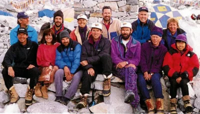szurszur - Archiwalne zdjęcie z początku wyprawy w 1996 roku.
Rząd dolny od lewej: D...