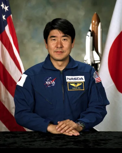 d.....4 - Takao Doi, specjalista misji STS 87 i 123. 

Jako pierwszy Japończyk w hist...