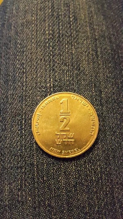 Ze_Arcadio - Własnie zostałem posiadaczem monety o nominale 1/2 (tak, tak, dokladnie ...