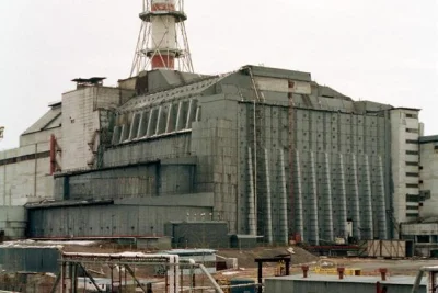 franaa - @Nekron: Wygląda jak Sarkofag w Czarnobylu