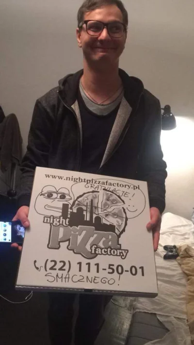 oluszek - @vladek: Uwielbiam pizze z Night Pizza Factory. No i maja tez pizze wegansk...