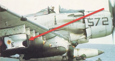 Poszukiwacze - A-1 Skyraider z nietypowym ładunkiem podczas wojny w Wietnamie

#art...