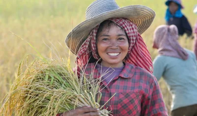 Kroomka - @lacuna: podaruj kambodżańskim rolnikom słońce
SPOILER
