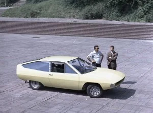 bidzej - @adibeat: fiat 125p coupe - straszny pazdzierz...