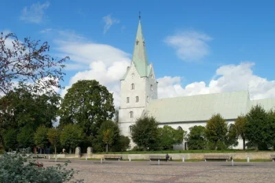 johanlaidoner - Kościół Luterański w Dobele (Łotwa).Większość Łotyszy jest Luteranami...