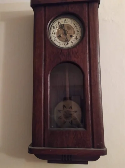 takitamowoc - Mirki ile gdzieś taki zegar może być warty? Podobno jest jakiś stary.
#...