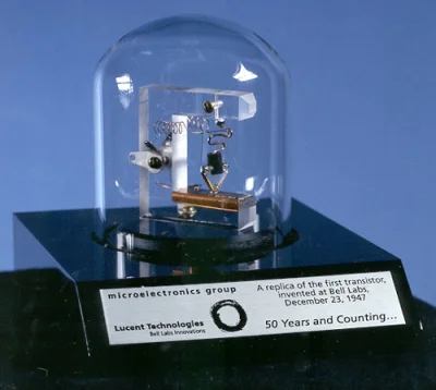 MyDevil - 16.12.1947 W labolatorium Bell Telephone Laboratories został skonstruowany ...