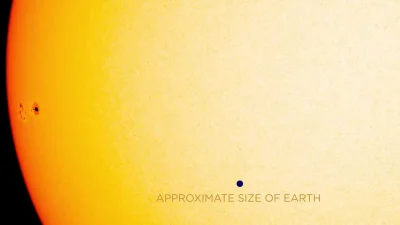 s.....w - Porównanie rozmiarów ziemi i grupy plam słonecznych na podstawie danych z S...